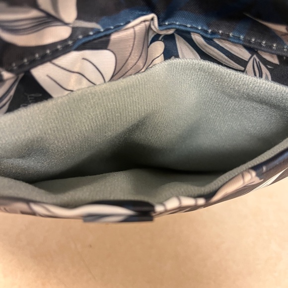 Lug Bag - Floral Black and White Hippy Crossbody Bag - Picture 10 of 10